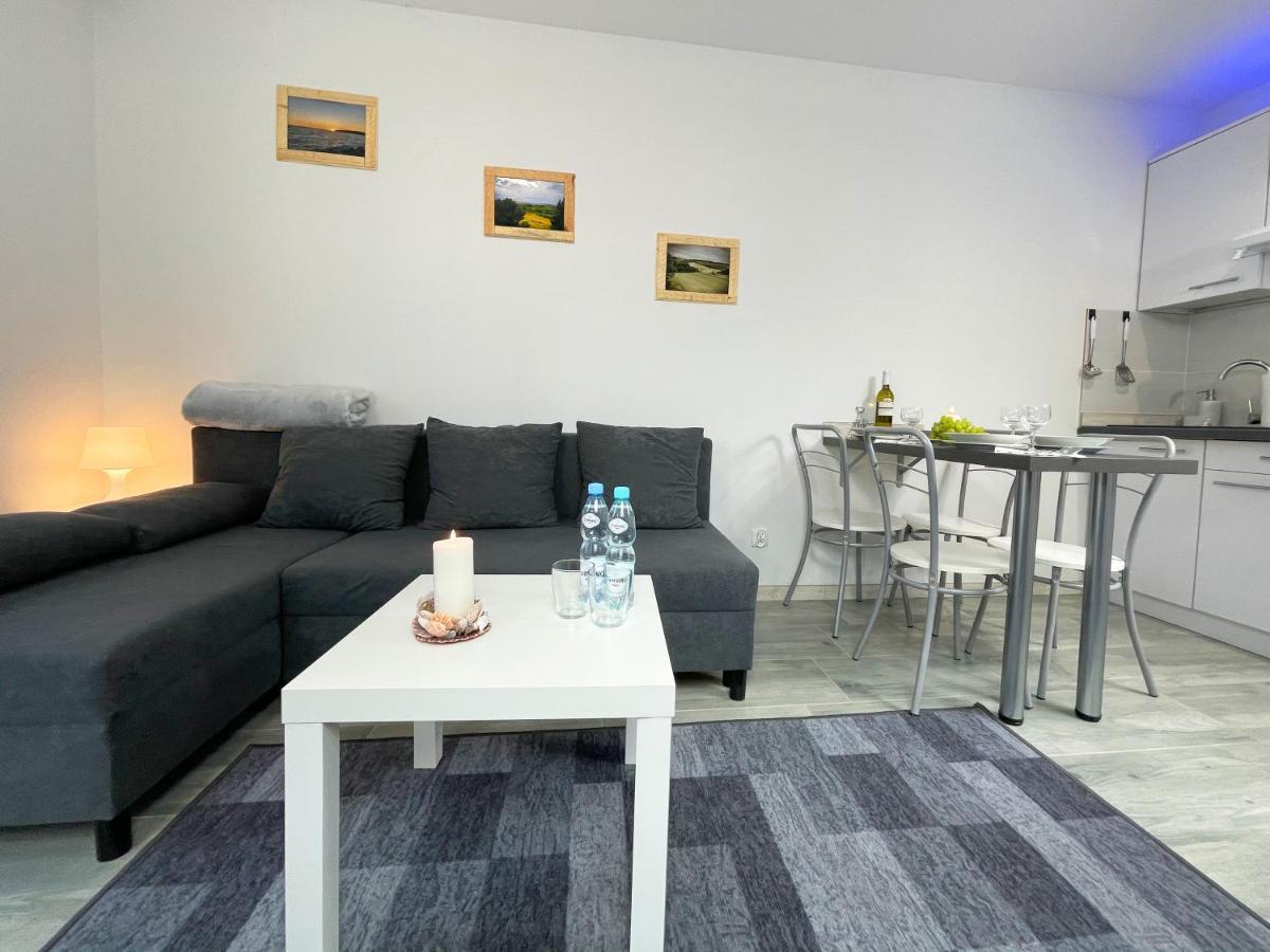 Apartamenty Nadrzeczna24 Tolkmicko Esterno foto